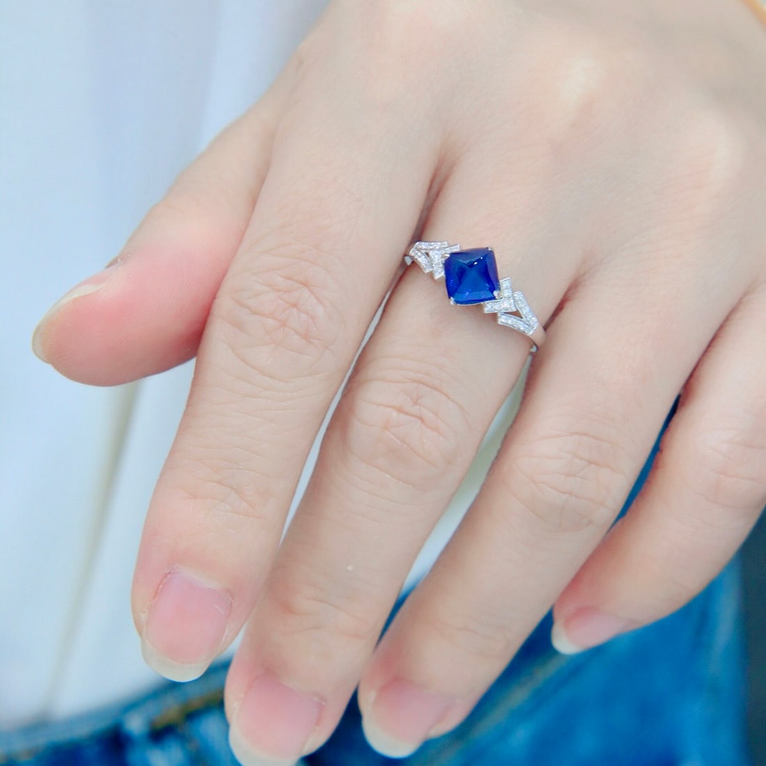 14k Gold 2.25 Ctw Natural Sapphire & Diamond Ring - 8