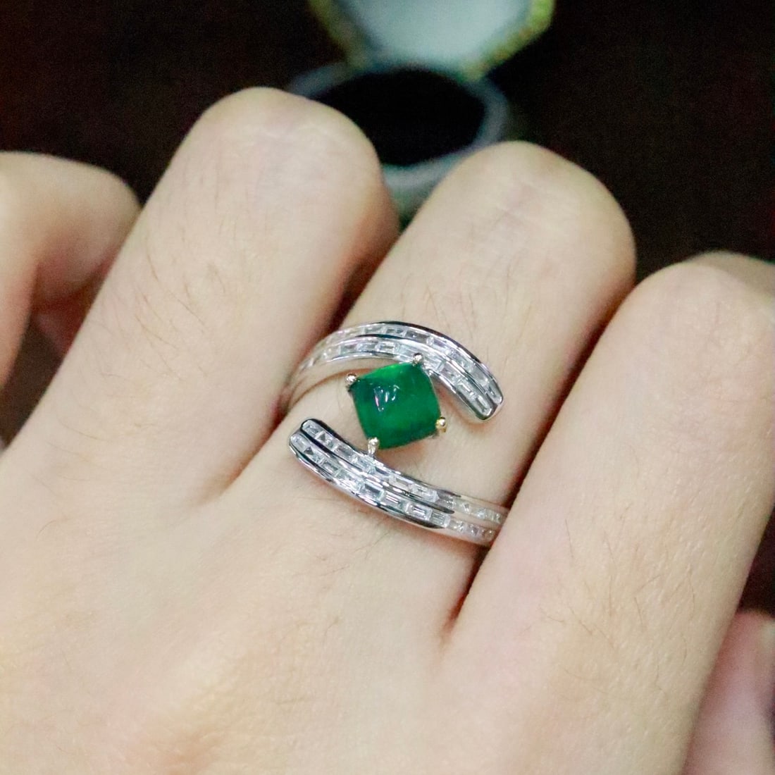 14k Gold 1.41 Ctw Vivid Green Natural Emerald & Diamond Ring - 5