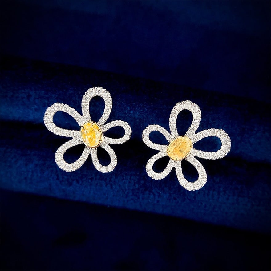 14k Gold 0.5 Ct Natural Color Diamond Earrings: Ref:231122045 // gold content:14k gold // main gemstone:diamond // shape:multiple // carat weight:0. 5ct // clarity grade:vs-si // color:color // treatment:natural // Condition: New Low Estimate: 380