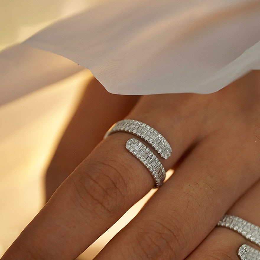 14k Gold 0.7 Ct Natural H Diamond Ring - 4