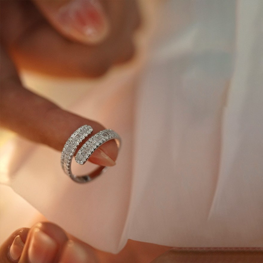 14k Gold 0.7 Ct Natural H Diamond Ring - 6