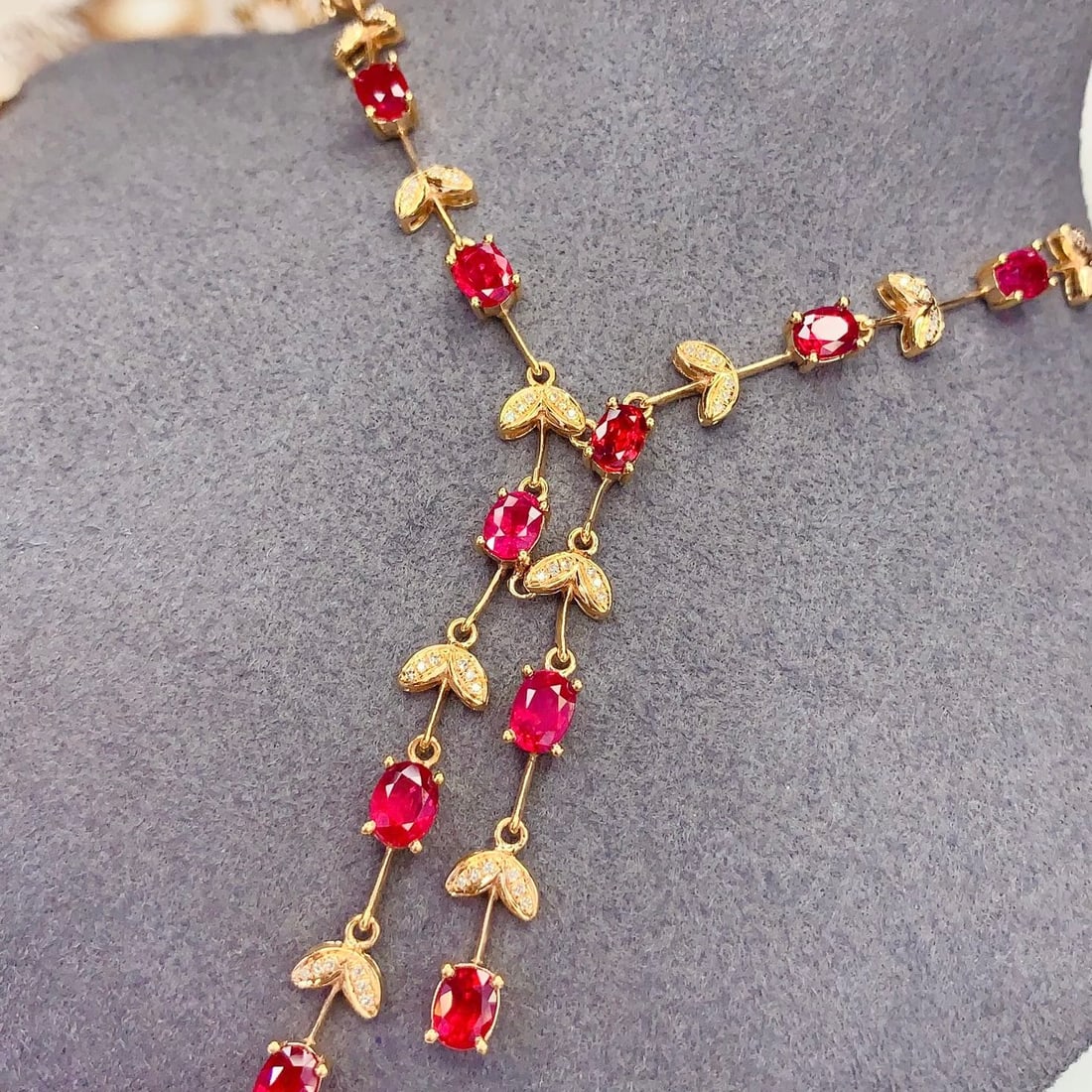 14k Gold 5.61 Ct Natural Ruby & Diamond Necklace - 2