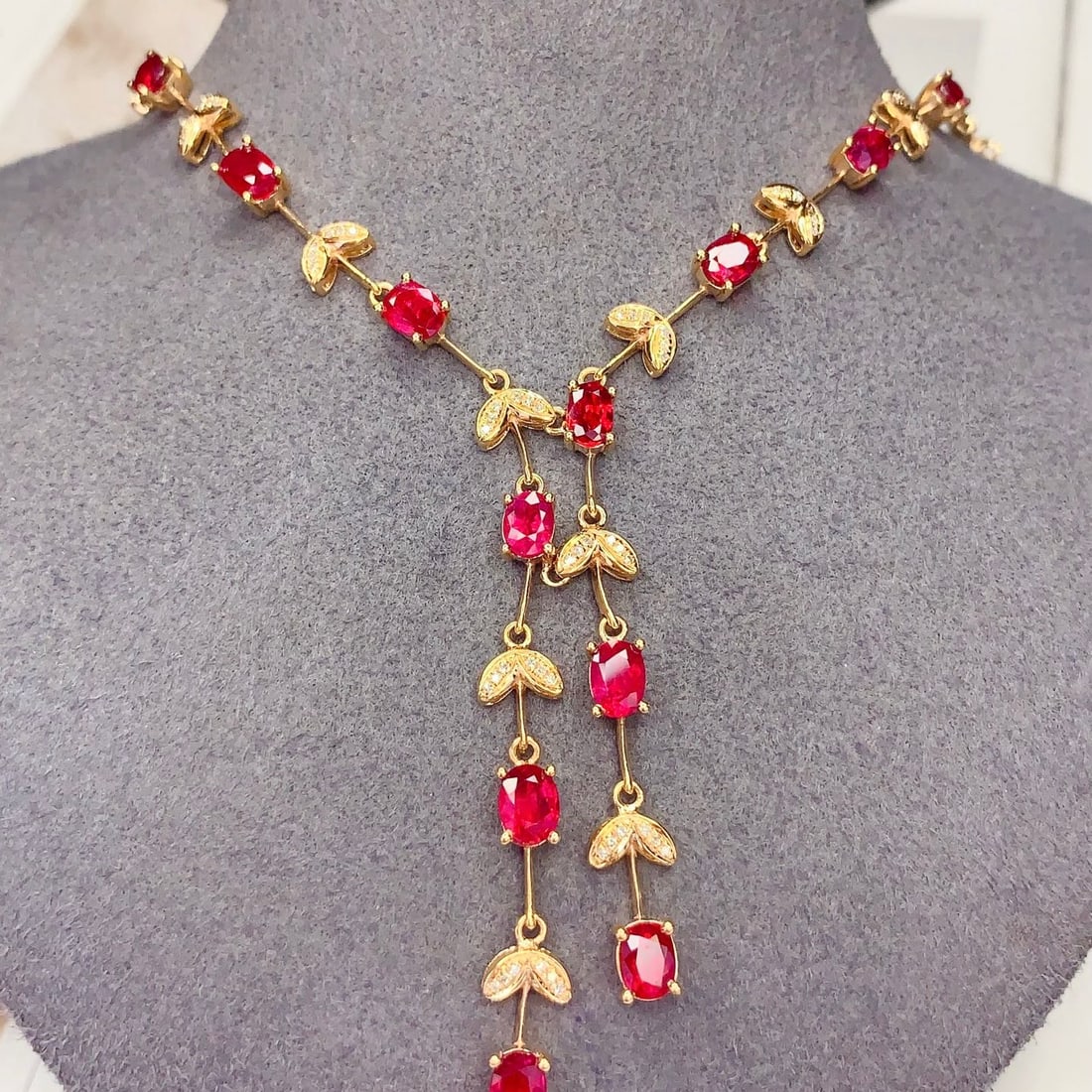 14k Gold 5.61 Ct Natural Ruby & Diamond Necklace - 3