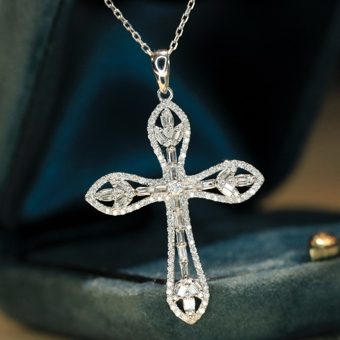 14k Gold 0.6 Ct Natural H Diamond Pendant( Without Chain ) - 4