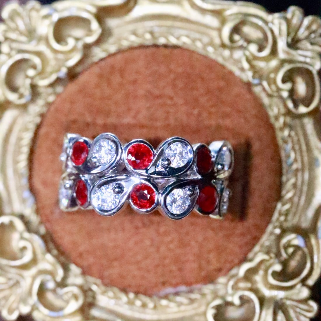 14k Gold 0.82 Ct Natural Ruby & Sapphire Ring: Ref:231122062 // gold content:14k gold // ring size:7. 25us // // main gemstone:ruby // shape:round // carat weight:0. 82ct // color:red // treatment:natural // cut grade:g // // adjacent gemstone