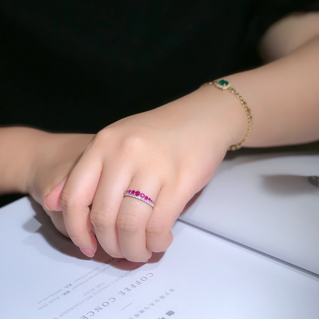 14k Gold 0.68 Ctw Natural Ruby & Diamond Ring - 4