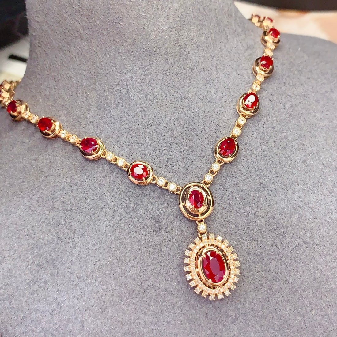 14k Gold 6.3 Ct Vivid Red Natural Ruby & Diamond & Sapphire Necklace - 2