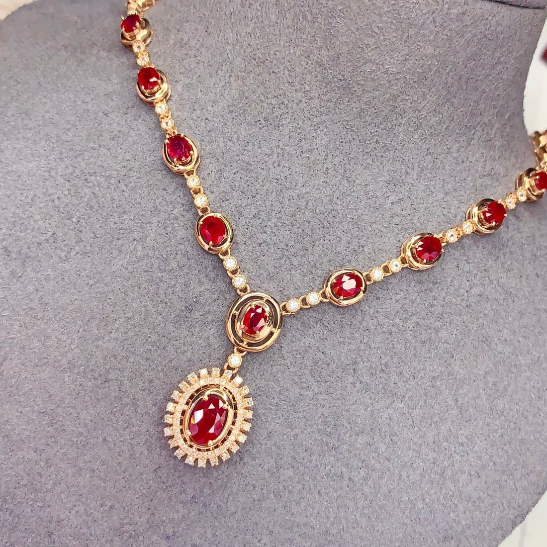 14k Gold 6.3 Ct Vivid Red Natural Ruby & Diamond & Sapphire Necklace - 4