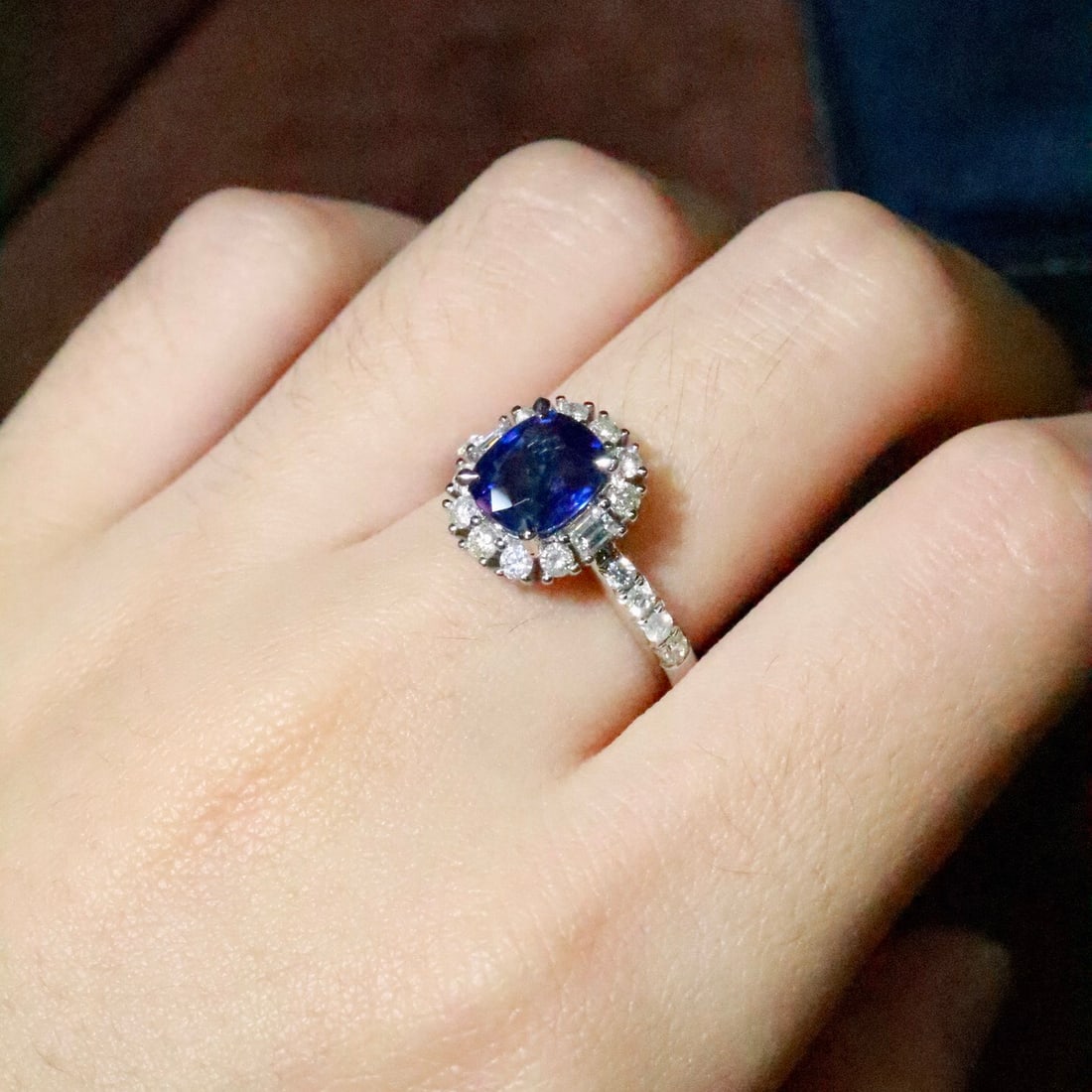 14k Gold 2.56 Ctw Natural Sapphire & Diamond Ring - 5