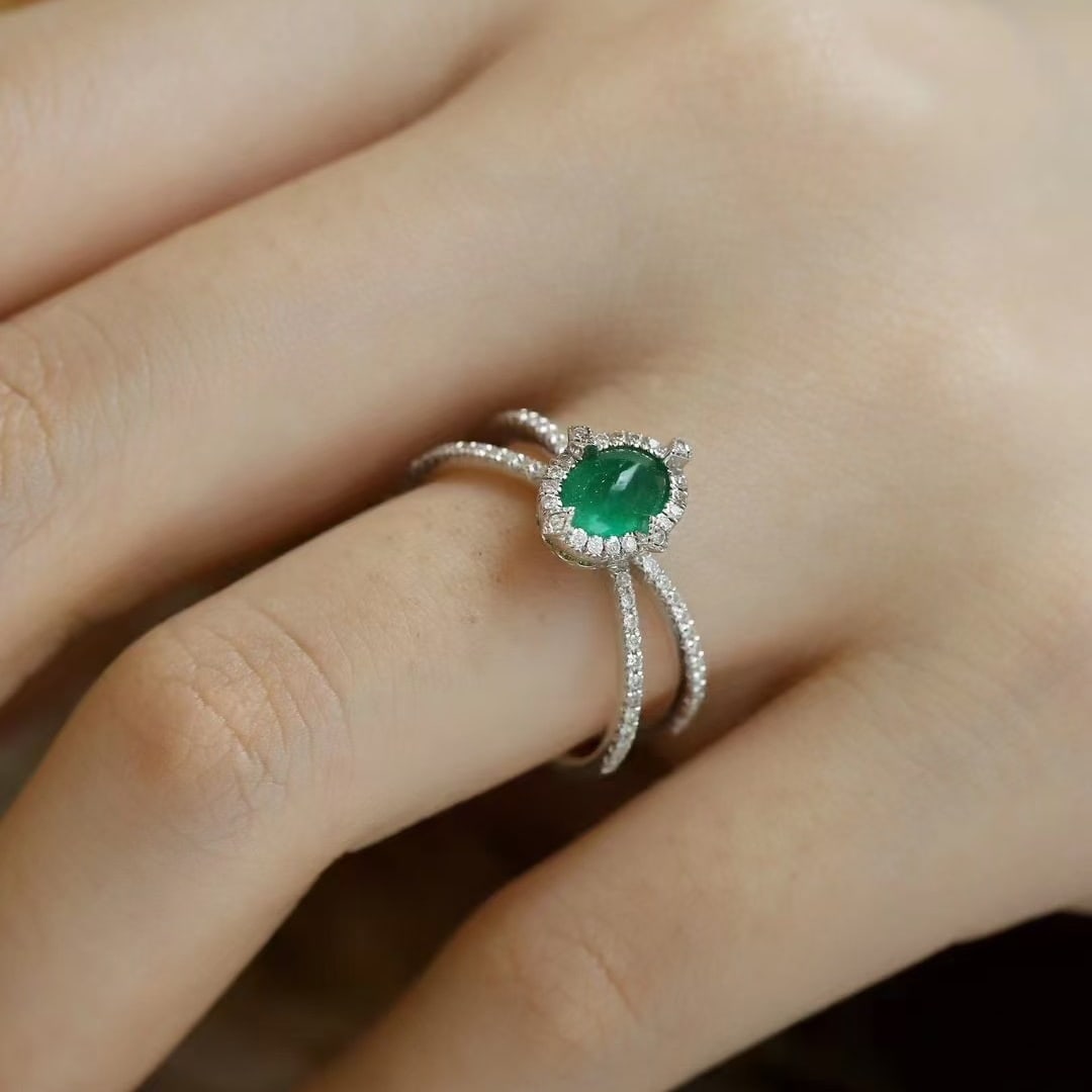 14k Gold 1.12 Ctw Natural Emerald & Diamond Ring - 9