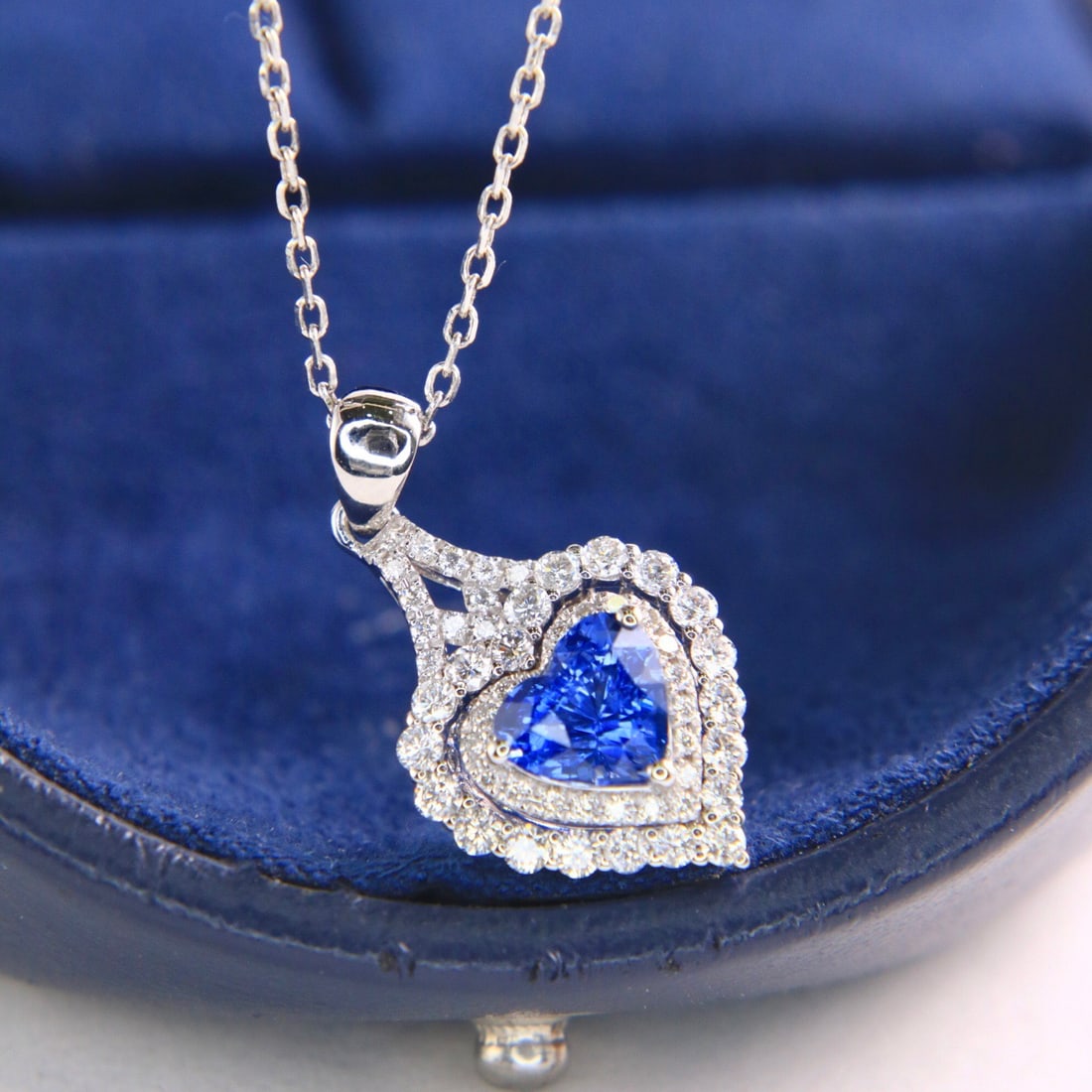 14k Gold 1.61 Ctw Natural Sapphire & Diamond Necklace - 3