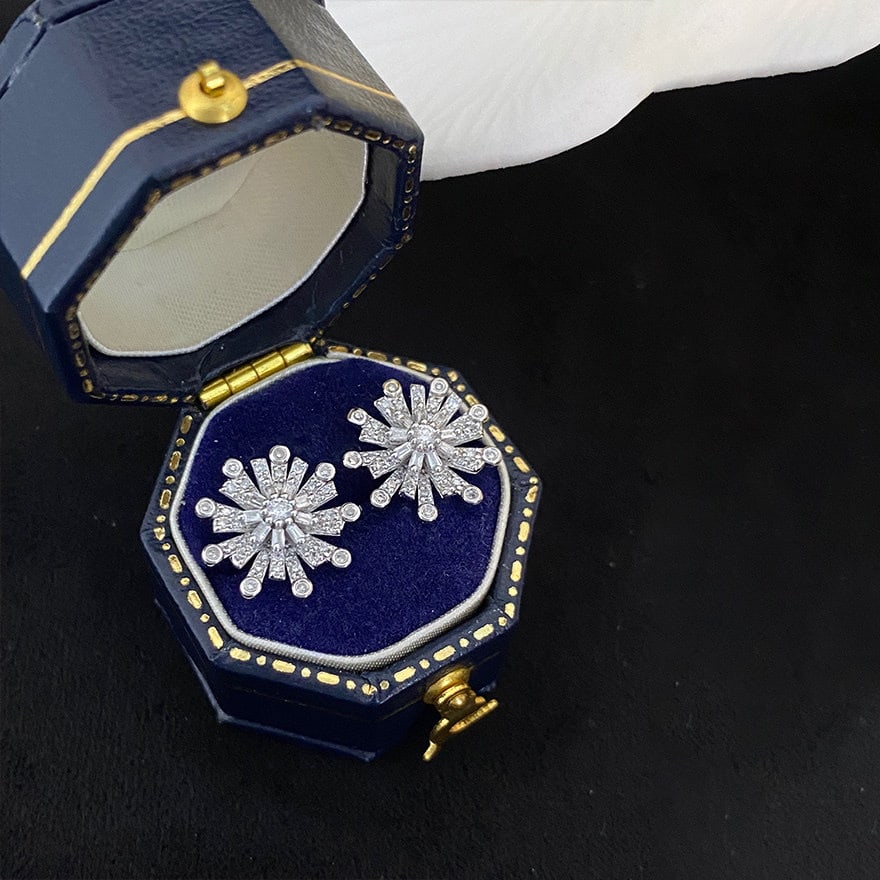 14k Gold 0.46 Ct Natural H Diamond Earrings - 4