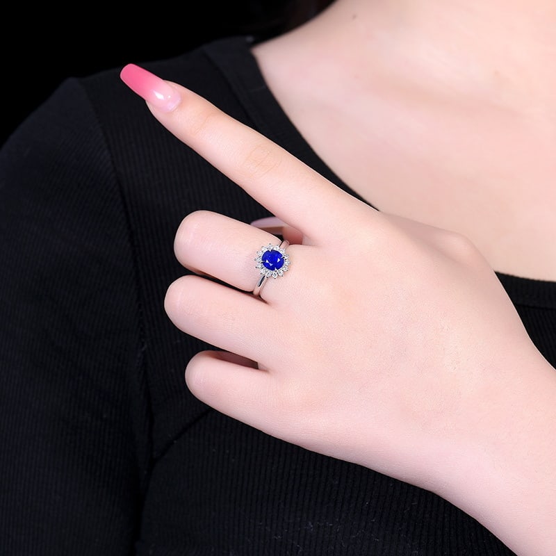 14k Gold 1.97 Ctw Vivid Blue Natural Sapphire & Diamond Ring - 5