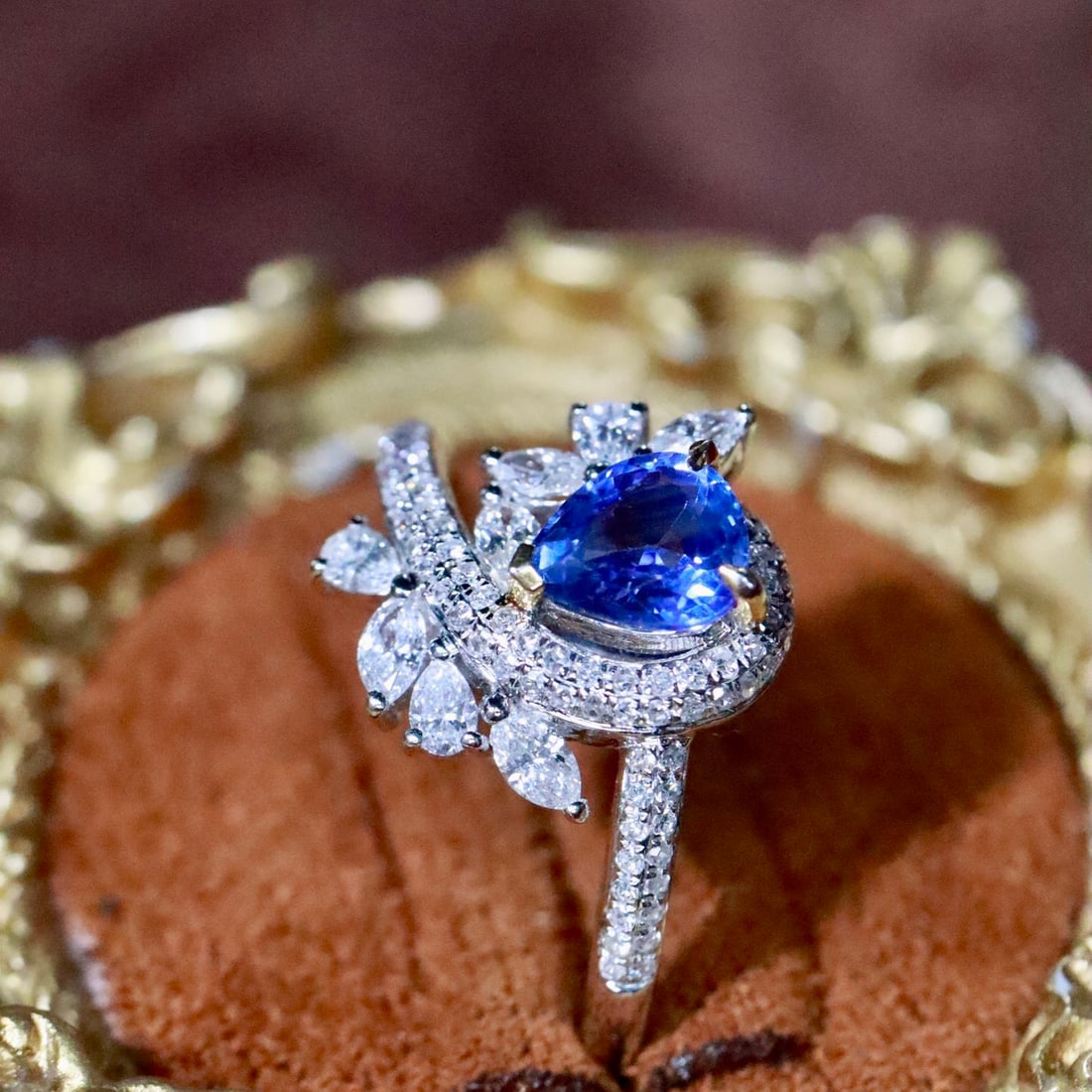 14k Gold 1.29 Ctw Natural Sapphire & Diamond Ring - 3