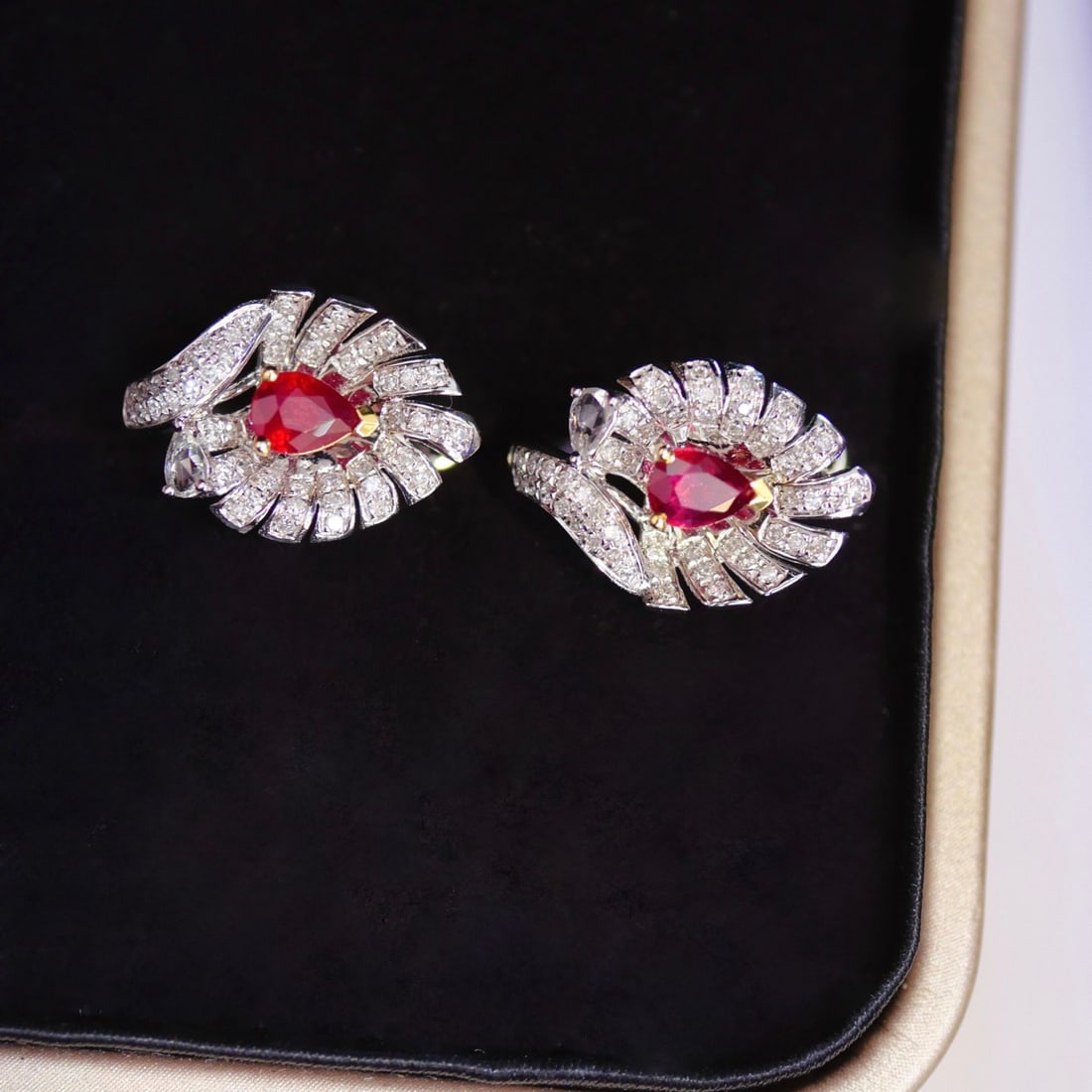 14k Gold 0.79 Ctw Vivid Red Natural Ruby & Diamond Earrings - 4