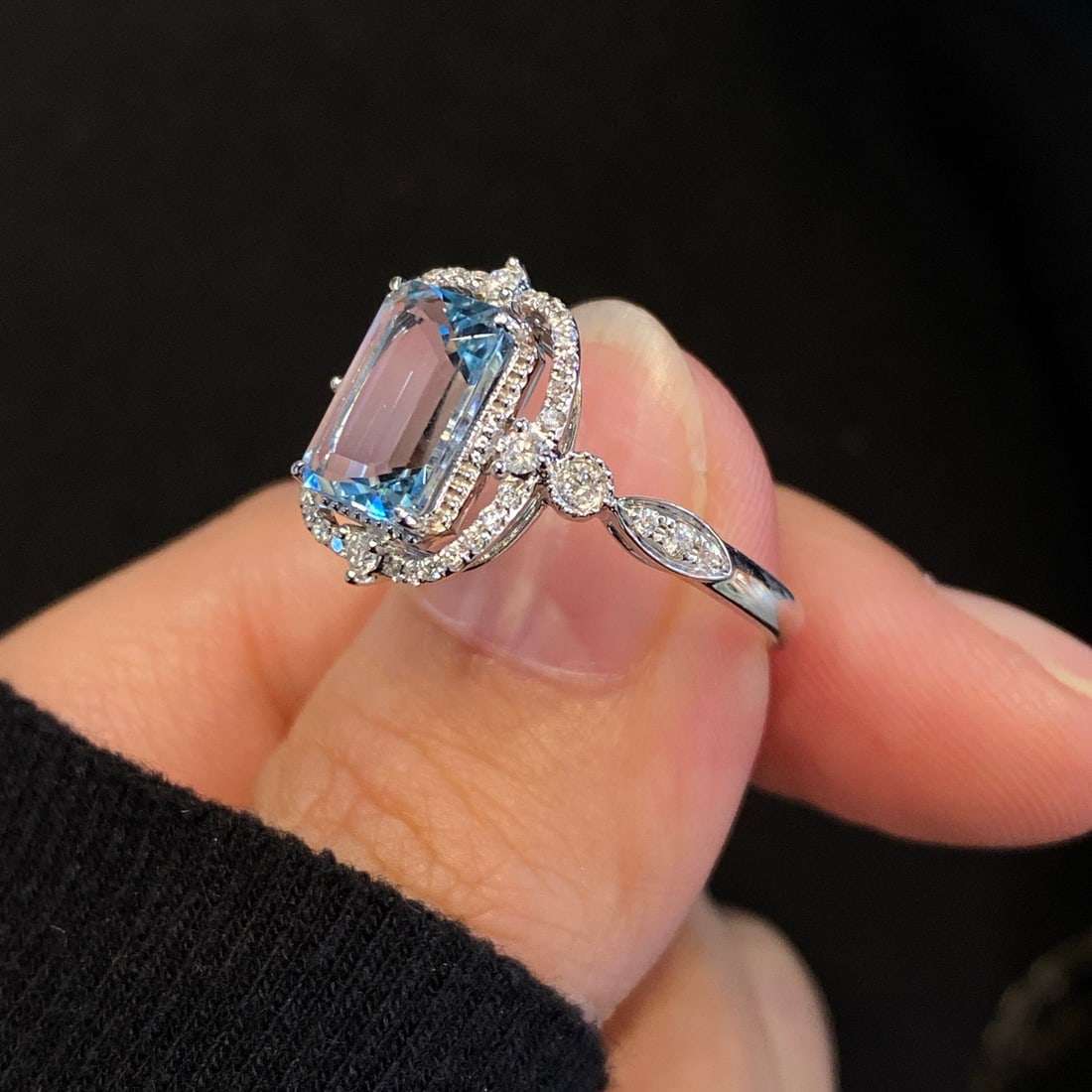 14k Gold 1.94 Ctw Natural Aquamarine & Diamond Ring - 2