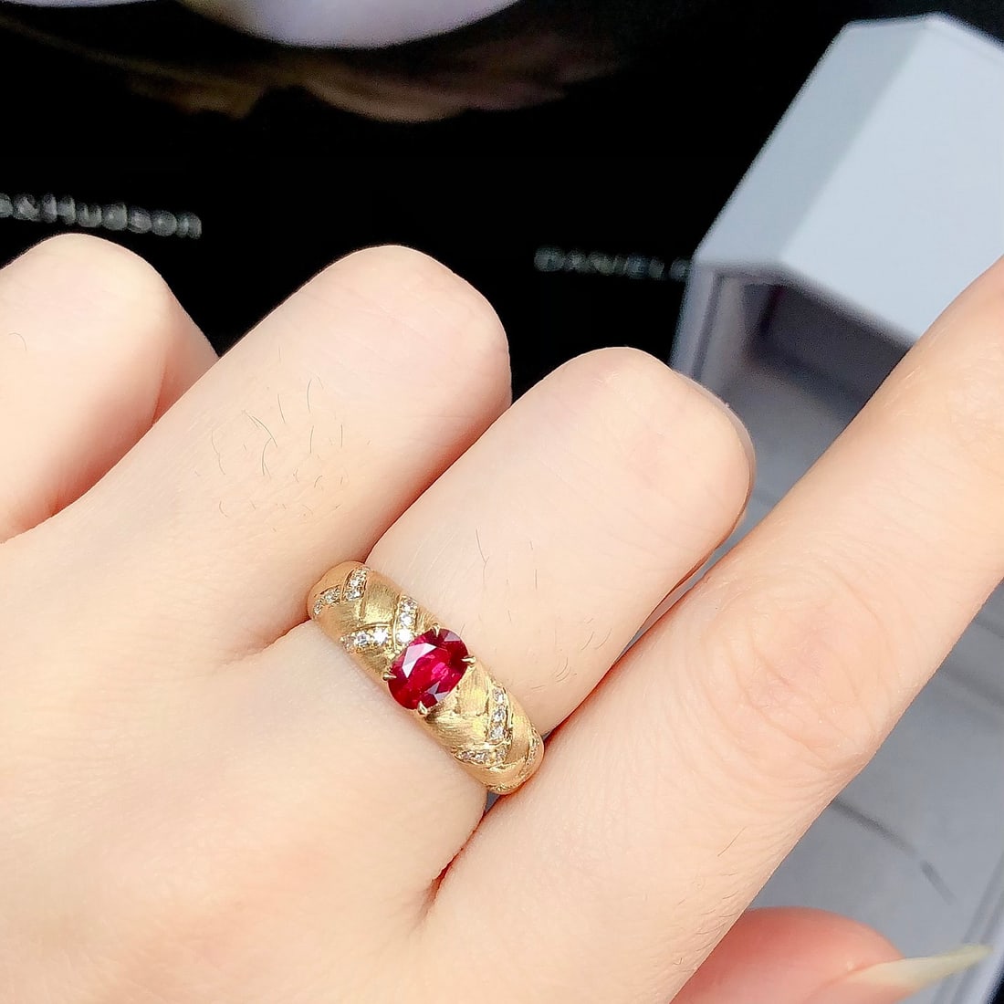 14k Gold 0.65 Ctw Vivid Red Natural Ruby & Diamond Ring - 5