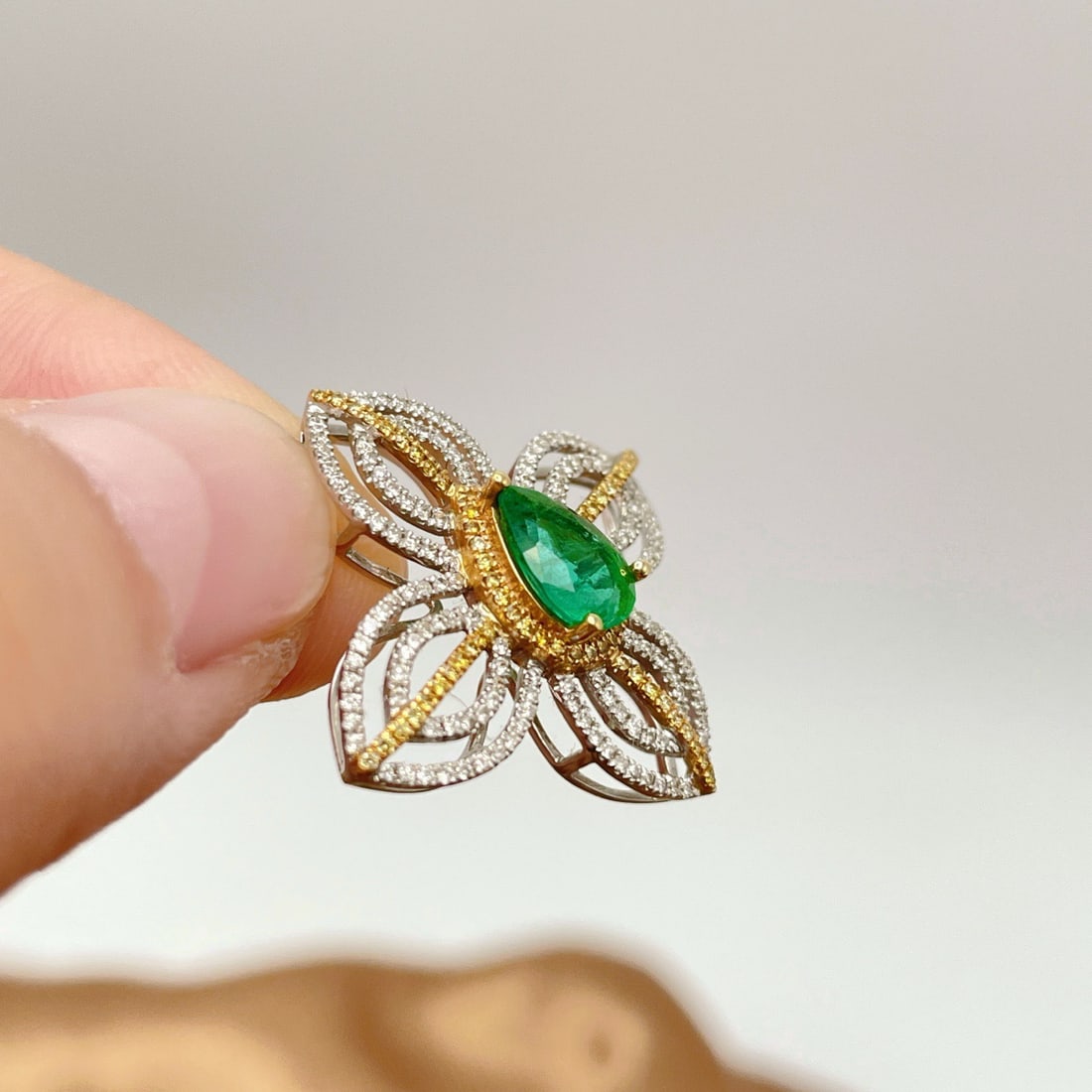 14k Gold 0.91 Ctw Natural Emerald & Diamond Pendant( Without Chain ) - 4