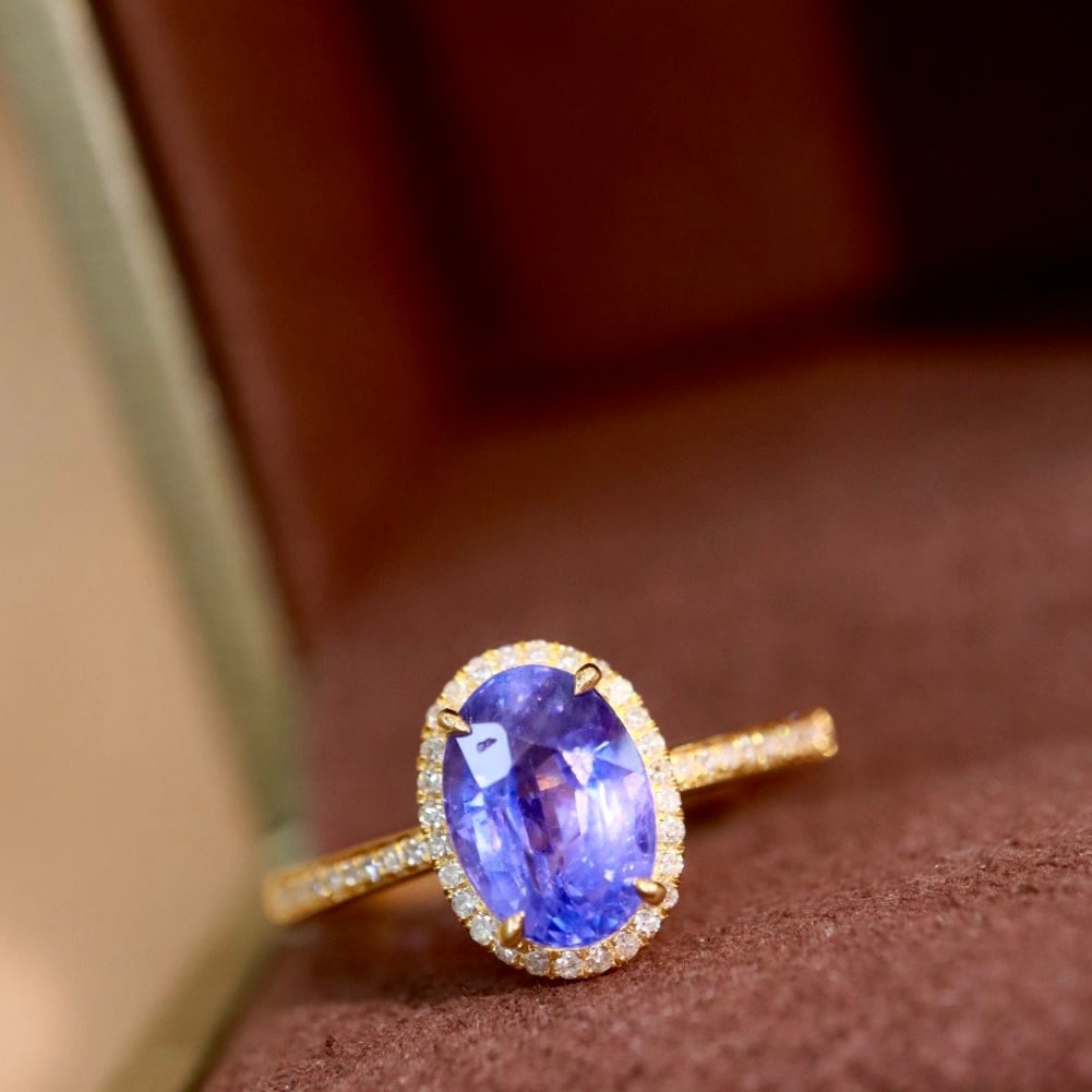 14k Gold 2.22 Ctw Natural Sapphire & Diamond Ring: Ref:231122164 // gold content:14k gold // ring size:7. 25us // // main gemstone:sapphire // shape:oval // carat weight:2. 11ct // color:blue // treatment:natural // // adjacent gemstone 2 : diamond //