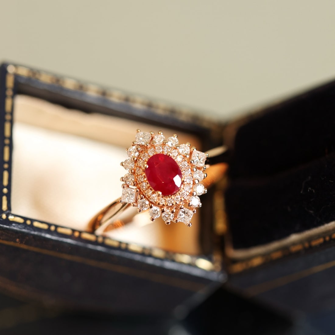 14k Gold 0.86 Ctw Vivid Red Natural Ruby & Diamond Ring - 2