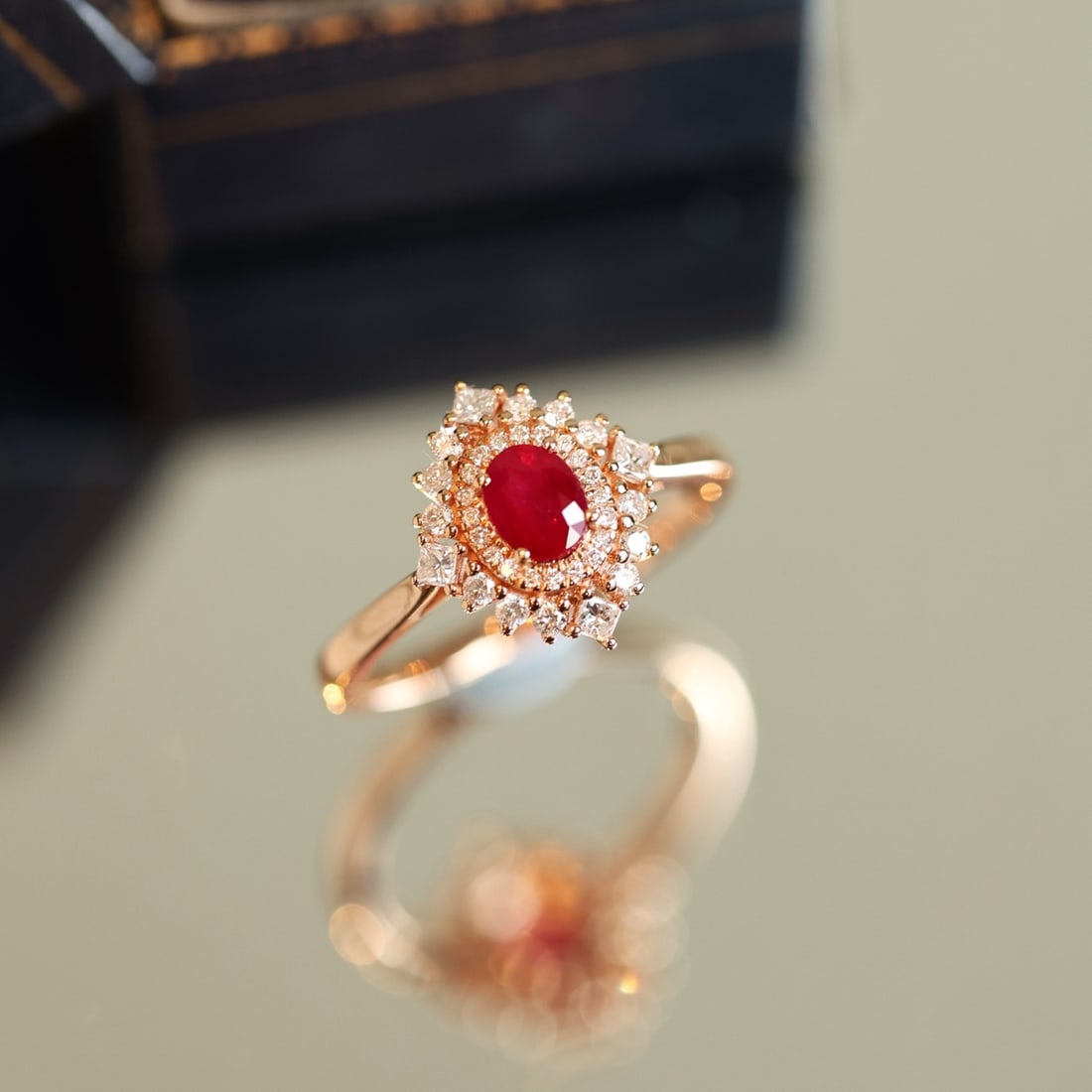 14k Gold 0.86 Ctw Vivid Red Natural Ruby & Diamond Ring - 4