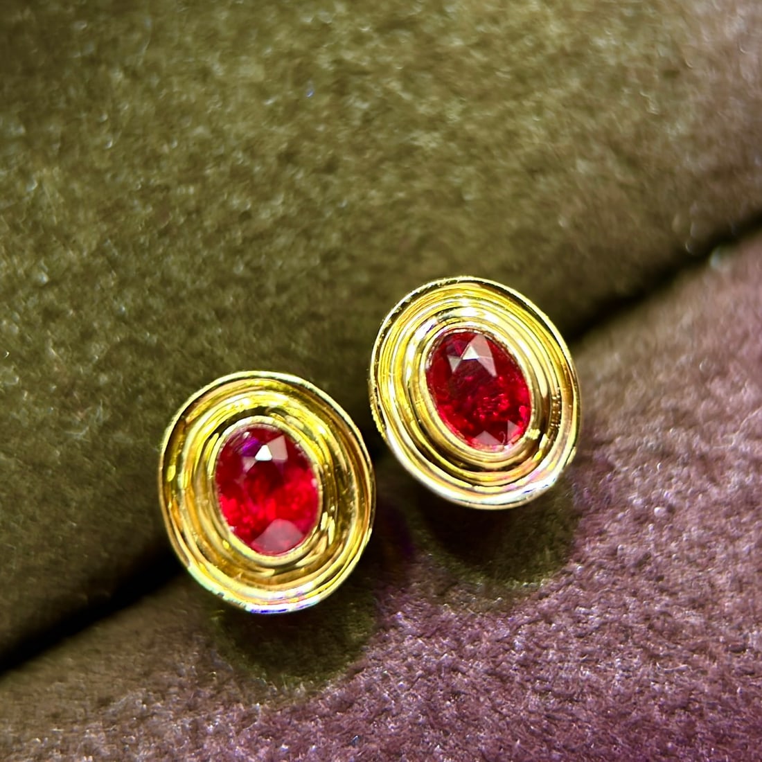 14k Gold 0.45 Ct Vivid Red Natural Ruby Earrings: Ref:231122187 // gold content:14k gold // main gemstone:ruby // shape:oval // carat weight:0. 45ct // color:vivid red // treatment:natural // Low Estimate: 1300 Condition: New High Estimate: 1900