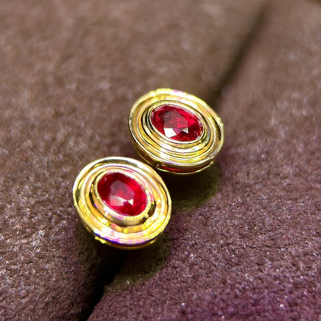 14k Gold 0.45 Ct Vivid Red Natural Ruby Earrings - 5