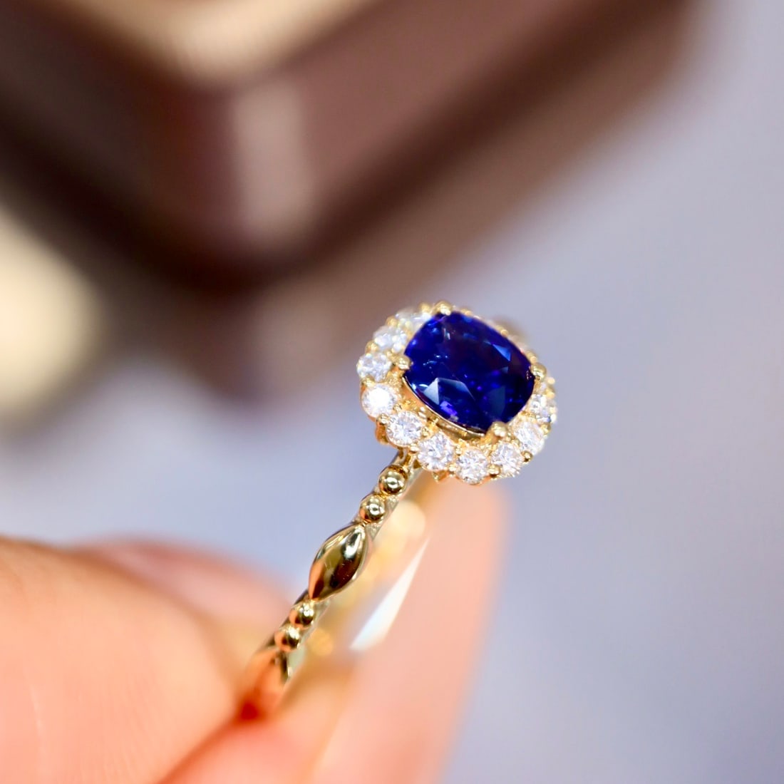 14k Gold 0.64 Ctw Natural Sapphire & Diamond Ring - 6