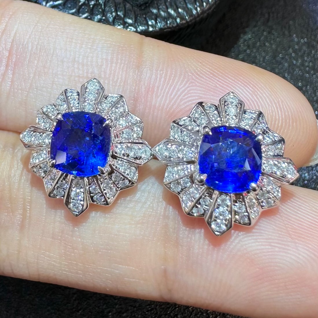 14k Gold 2.90 Ctw Natural Sapphire & Diamond Earrings - 3