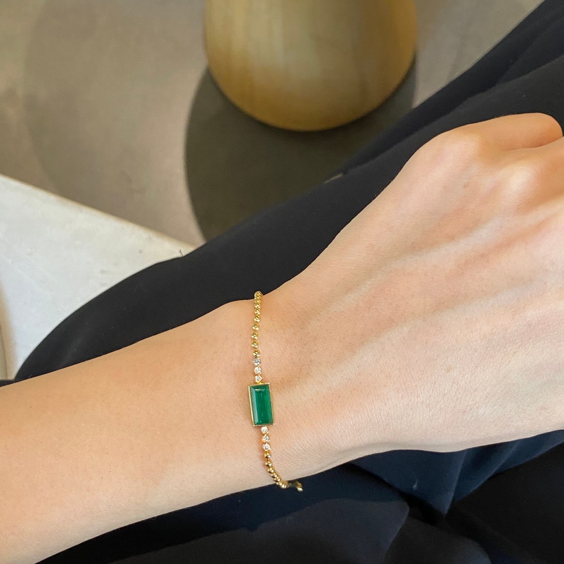 14k Gold 1.23 Ctw Vivid Green Natural Emerald & Diamond Bracelet - 4