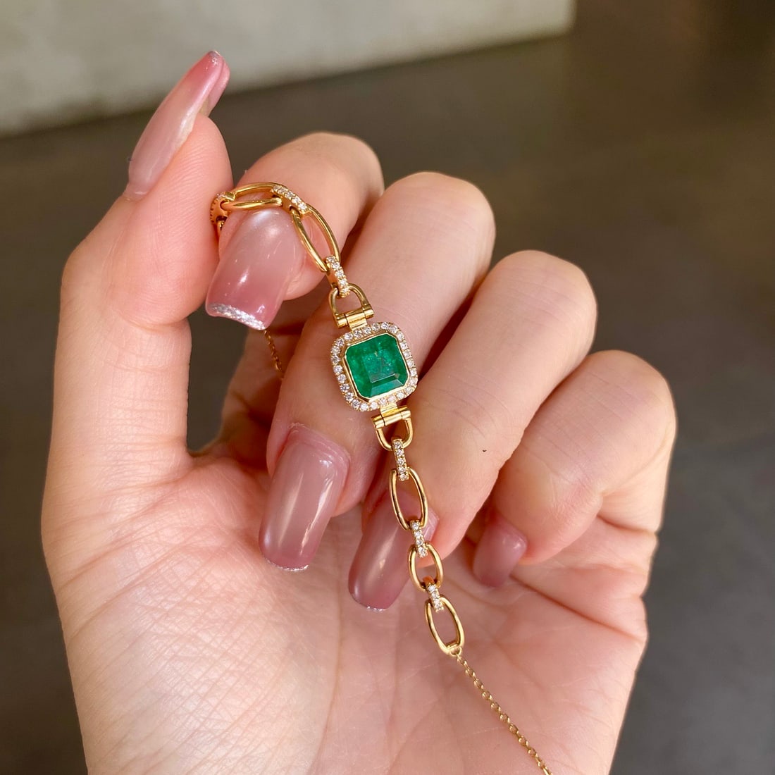 14k Gold 1.54 Ctw Vivid Green Natural Emerald & Diamond Bracelet - 3