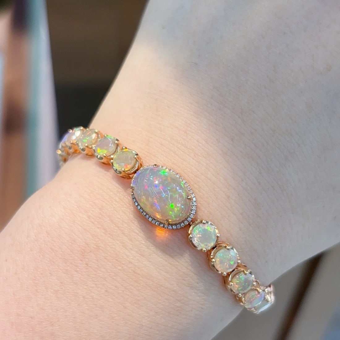 14k Gold 11.9 Ct Natural Opal & Diamond Bracelet - 4