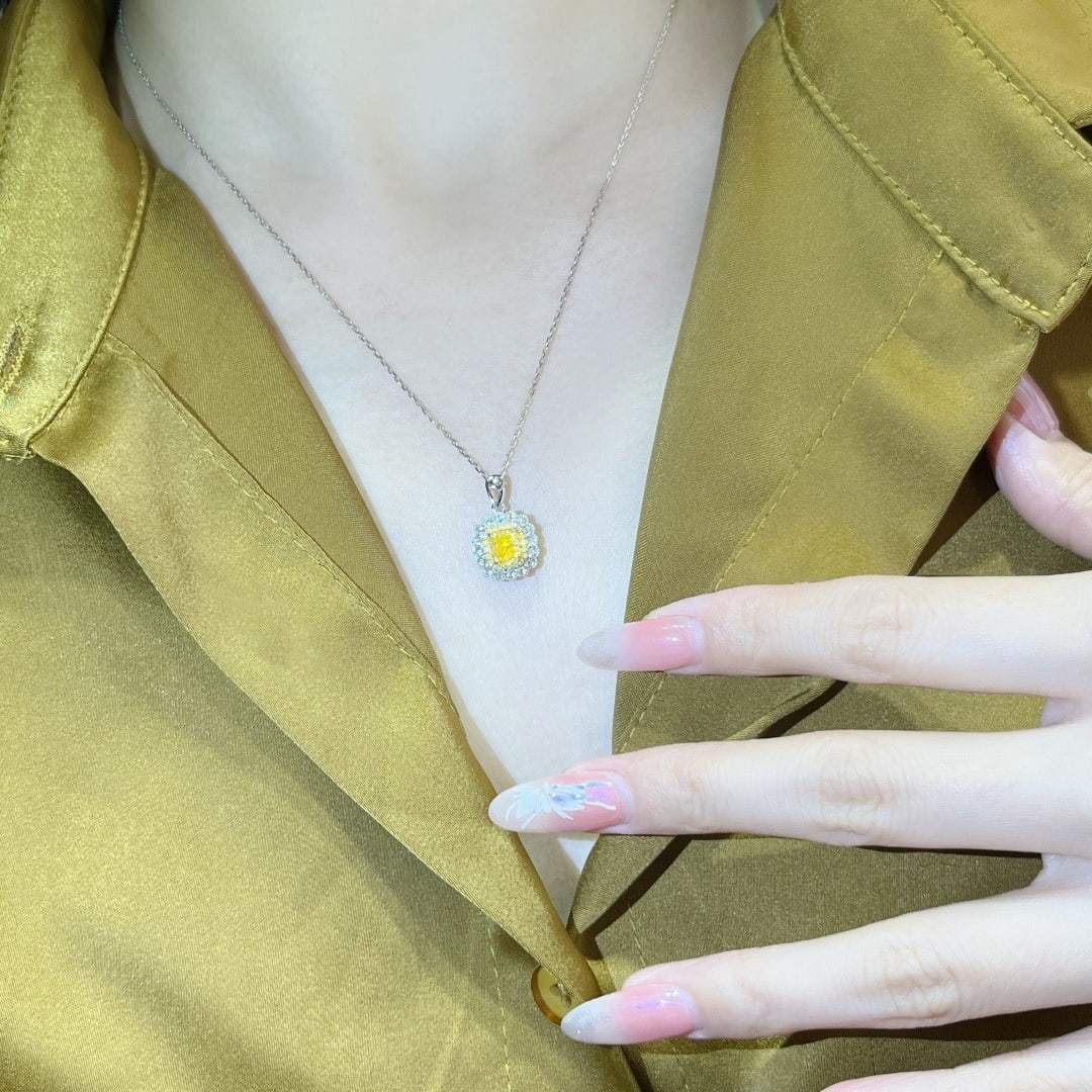 14k Gold 1.32 Ctw Natural Yellow Diamond & Diamond Pendant( Without Chain ) - 5