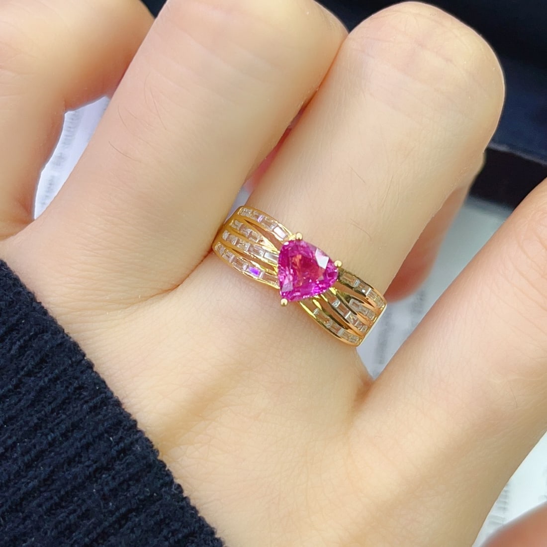 14k Gold 1.10 Ct Natural Ruby & Sapphire Ring - 6