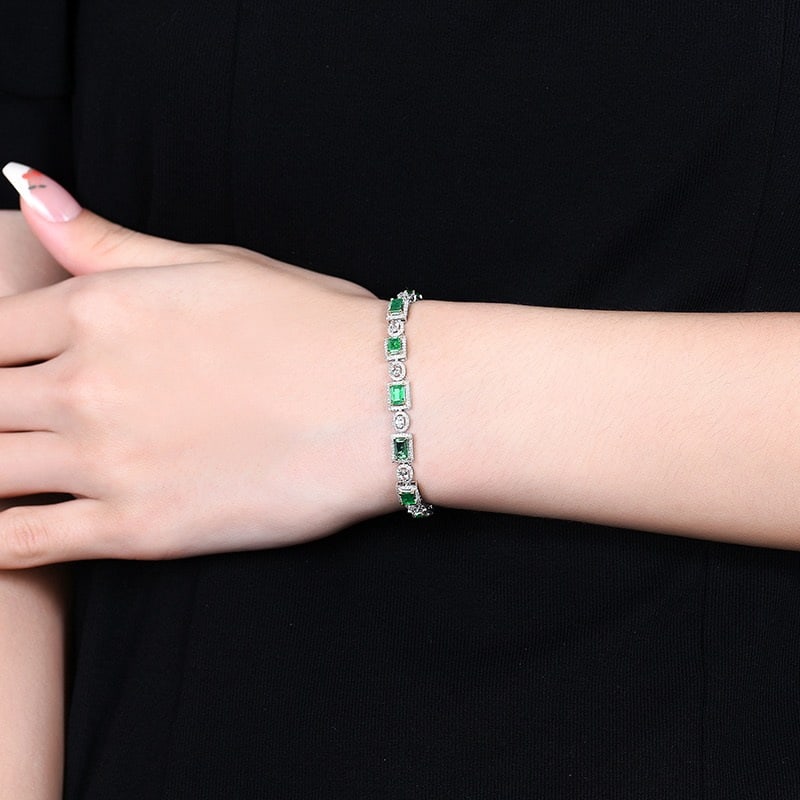 14k Gold 2.24 Ctw Natural Emerald & Diamond Bracelet - 8