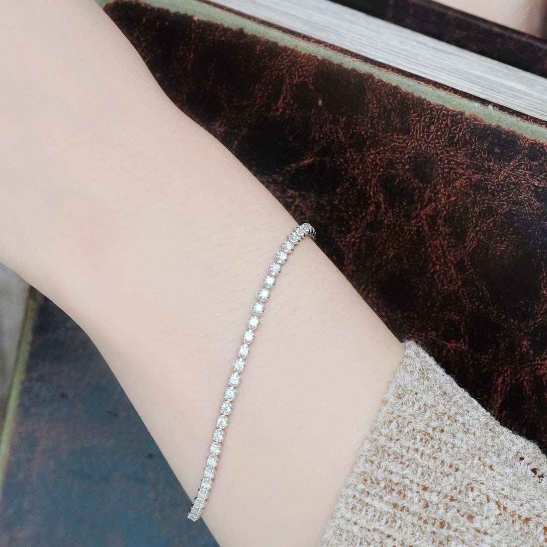 14k Gold 2 Ct Natural H Diamond Bracelet - 4