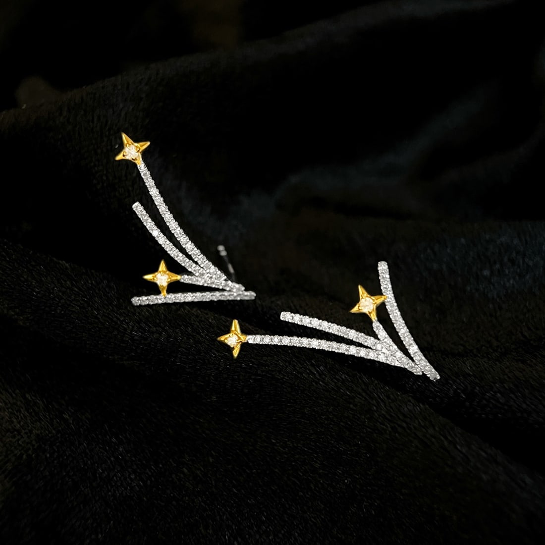 14k Gold 0.56 Ct Natural H Diamond Earrings - 2