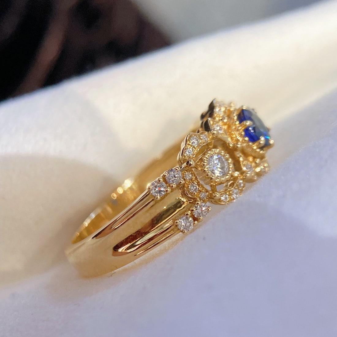 14k Gold 0.58 Ctw Natural Sapphire & Diamond Ring - 3
