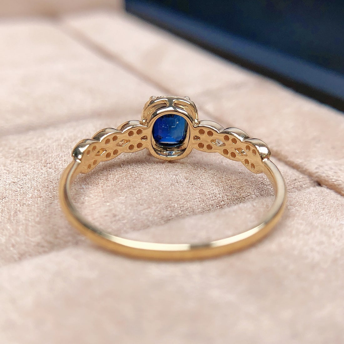 14k Gold 0.77 Ctw Natural Sapphire & Diamond Ring - 6