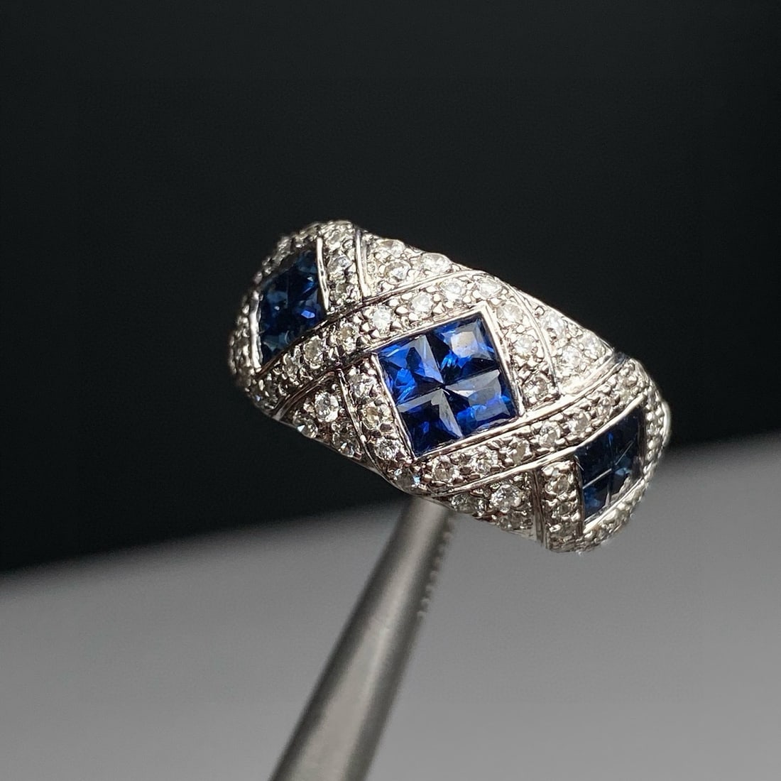 14k Gold 2.19 Ctw Natural Sapphire & Diamond Ring: Ref:231122319 // gold content:14k gold // ring size:7. 25us // // main gemstone:sapphire // shape:princess // carat weight:1. 44ct // color:blue // treatment:natural // // adjacent gemstone 2 : diamon