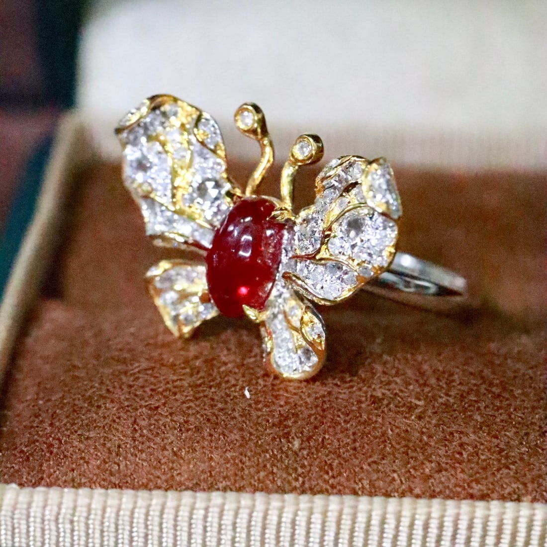 14k Gold 1.73 Ctw Natural Ruby & Diamond & Butterfly Ring - 2
