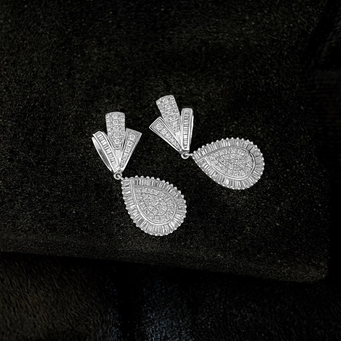 14k Gold 0.88 Ct Natural H Diamond Earrings - 4