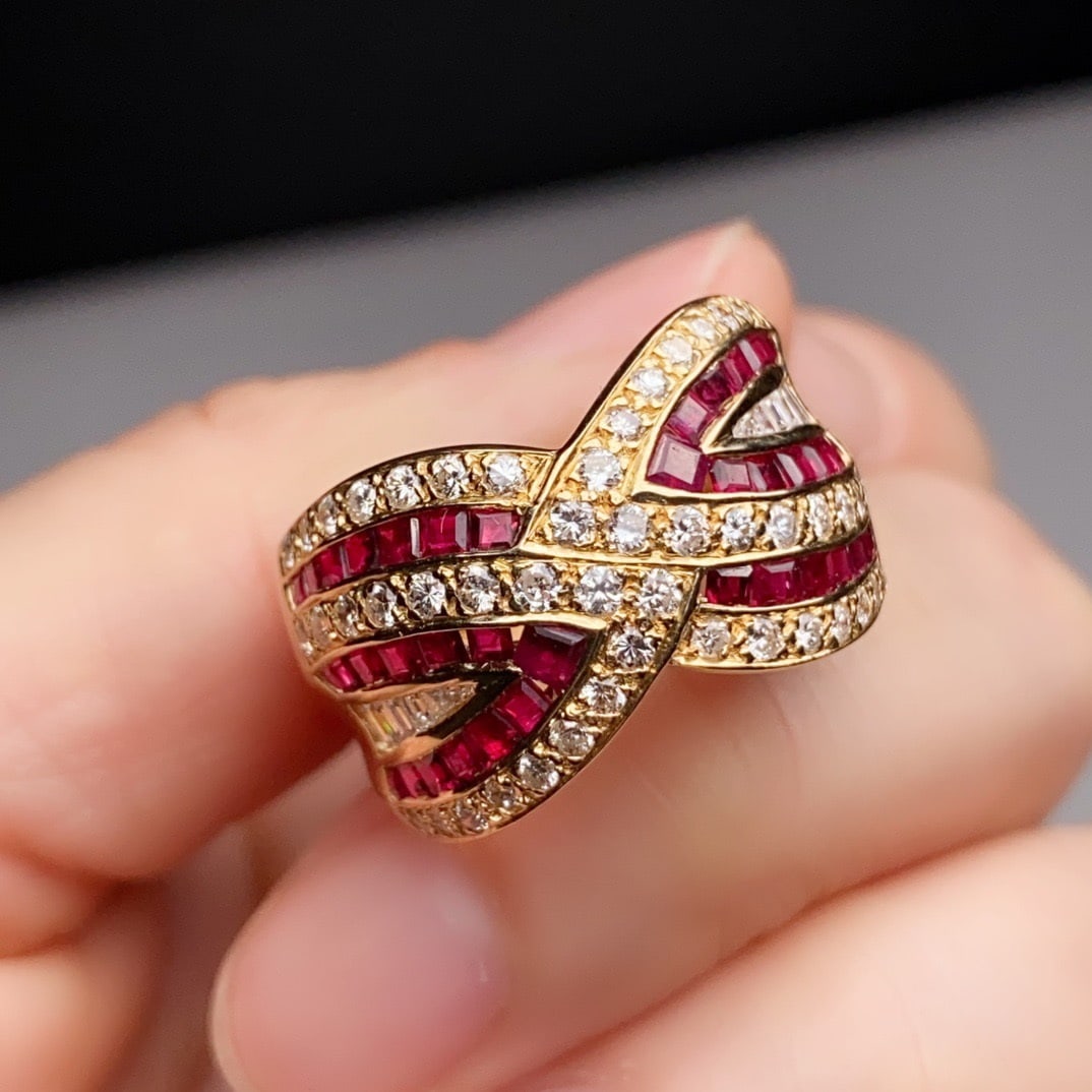 14k Gold 2.41 Ctw Natural Ruby & Diamond Ring - 3