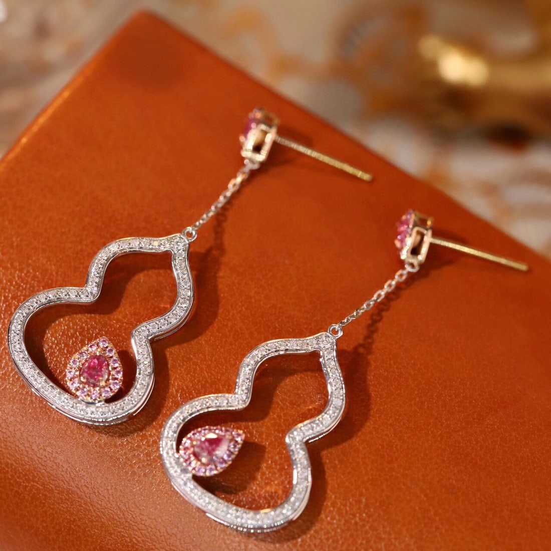 14k Gold 0.80 Ctw Natural Pink Diamond & Diamond Earrings - 3