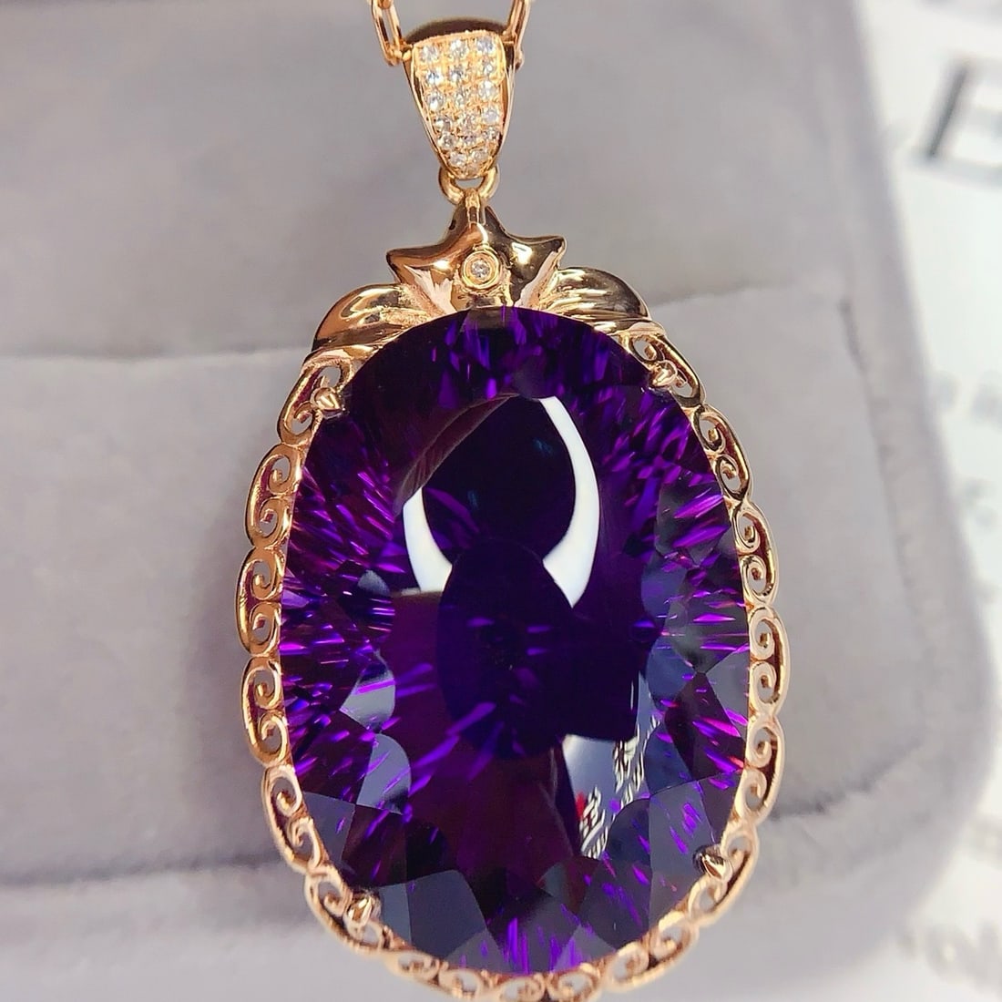 14k Gold 30.8 Ct Natural Amethyst & Diamond Pendant( Without Chain ) - 3