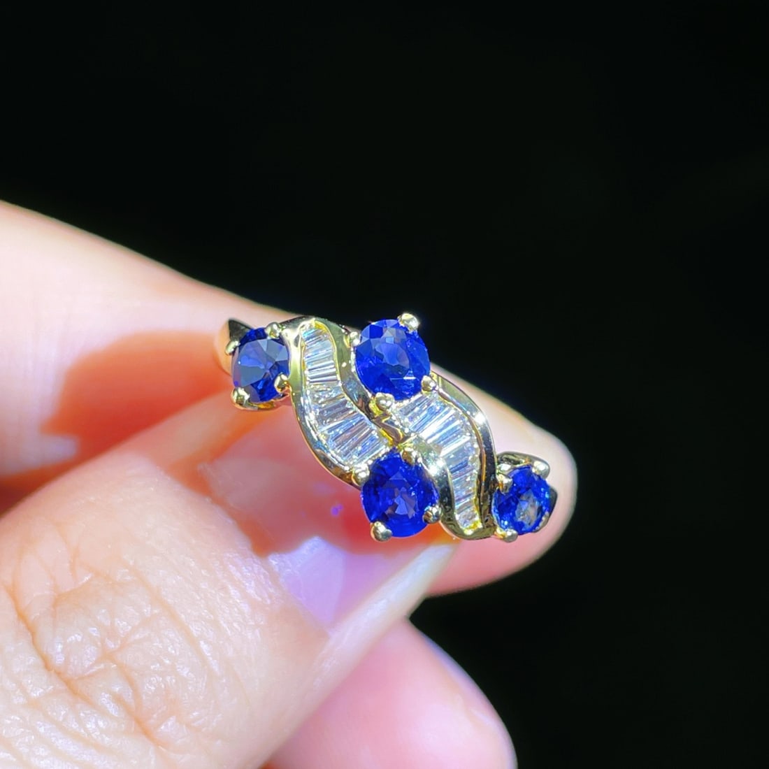 14k Gold 1.26 Ctw Natural Sapphire & Diamond Ring - 3