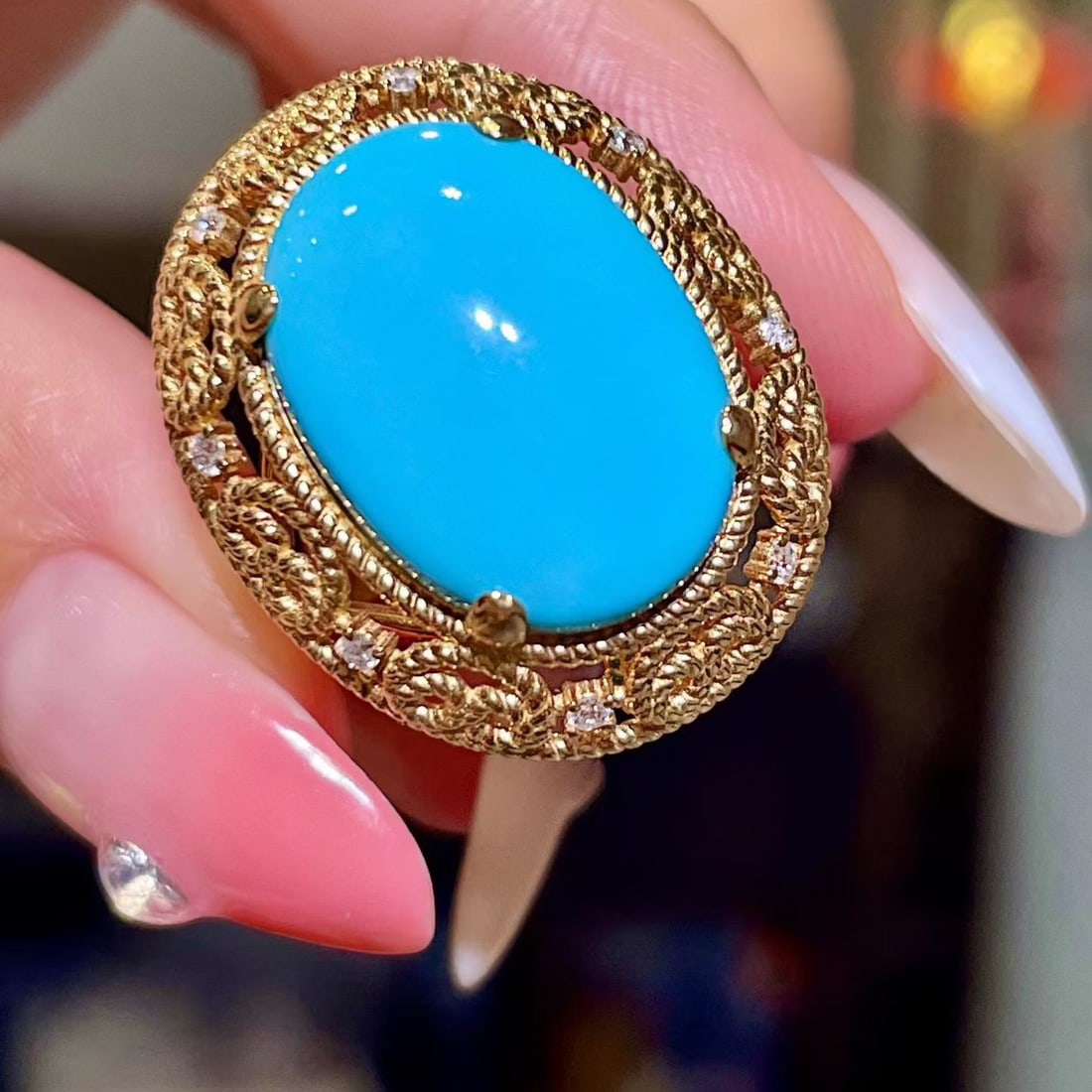 14k Gold 8.22 Ctw Natural Blue Turquoise & Diamond Ring - 4