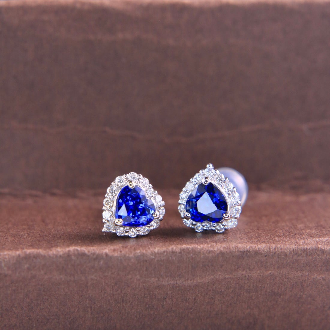 14k Gold 1.64 Ctw Natural Sapphire & Diamond Earrings - 4