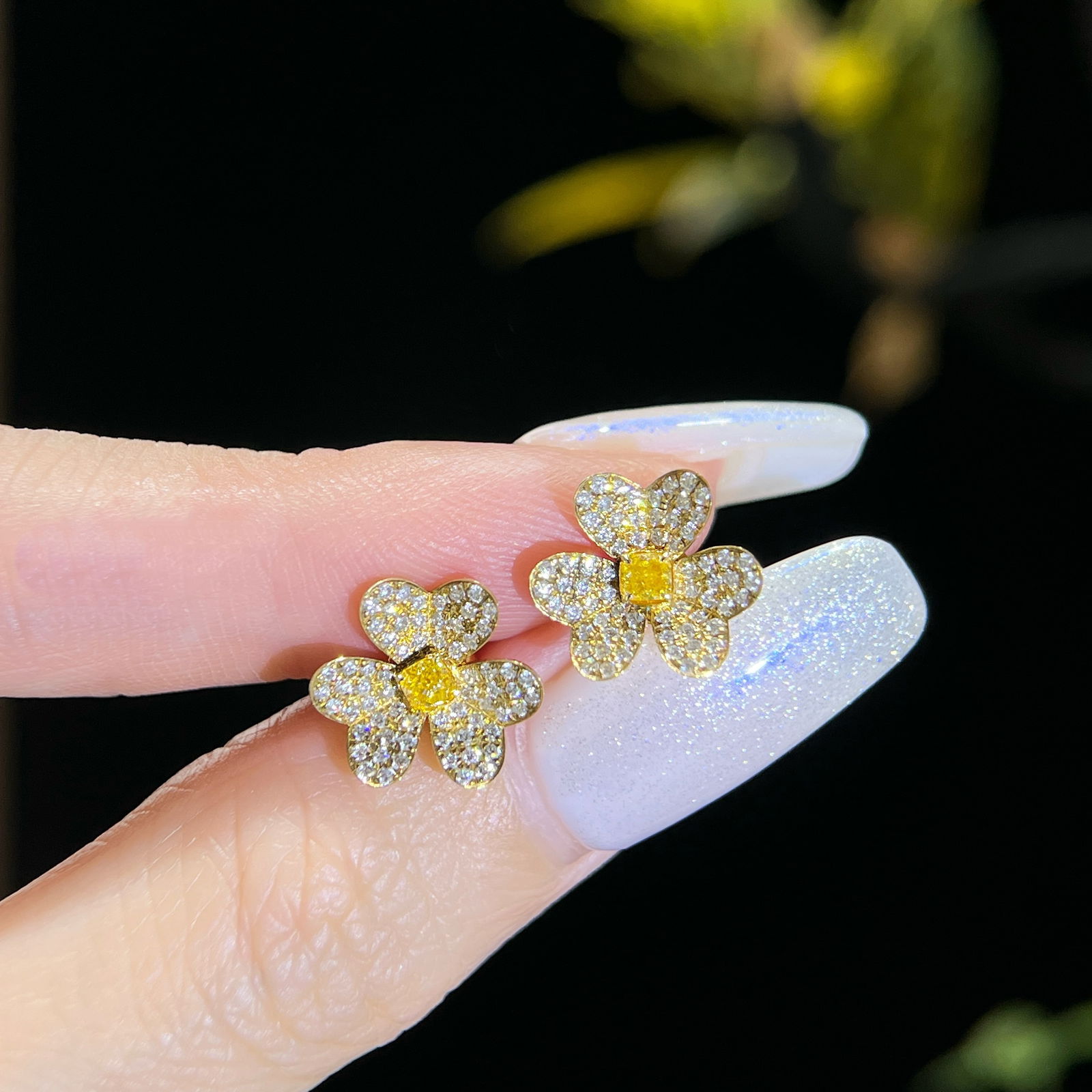 14k Gold 0.69 Ctw Natural Yellow Diamond & Diamond Earrings - 4