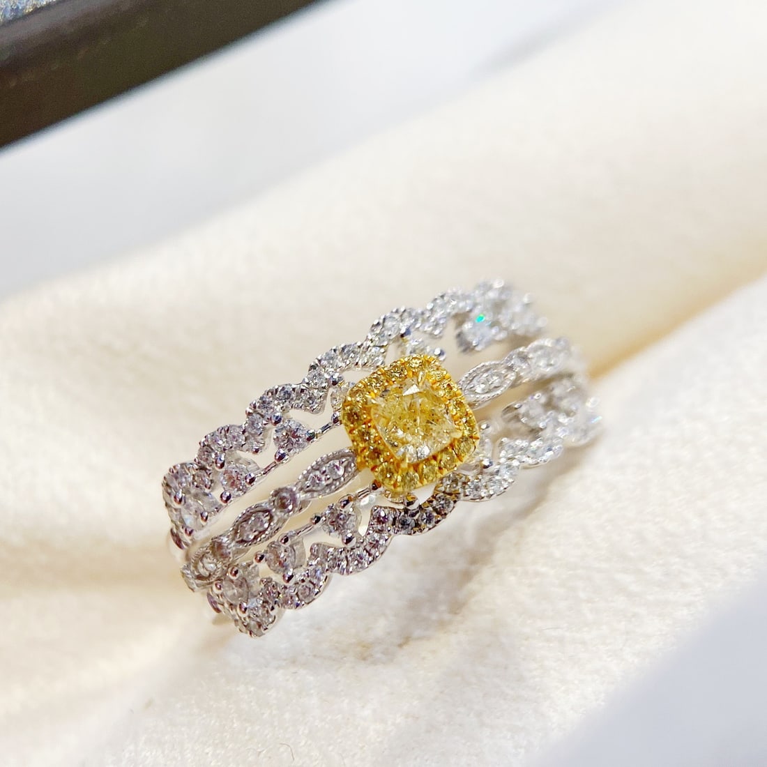 14k Gold 0.73 Ctw Natural Yellow Diamond & Diamond Ring: Ref:231122396 // gold content:14k gold // ring size:7. 25us // // main gemstone:yellow diamond // shape:cushion // carat weight:0. 18ct // color:yellow // treatment:natural // // adjacent gemstone 2 :